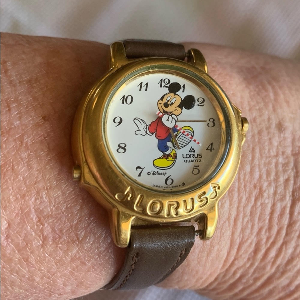 Vintage Lorus Disney The Melody Quartz Musical Mickey Mouse Women's Watch